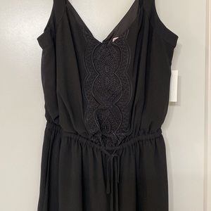NWT Chelsea 28 embroidered romper